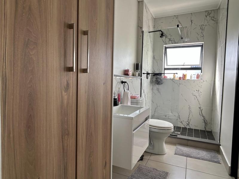2 Bedroom Property for Sale in Sandown Western Cape